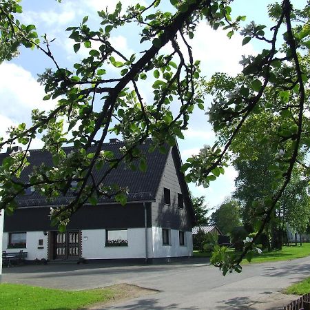 Gaestehaus Juetten Hotel Hellenthal Luaran gambar